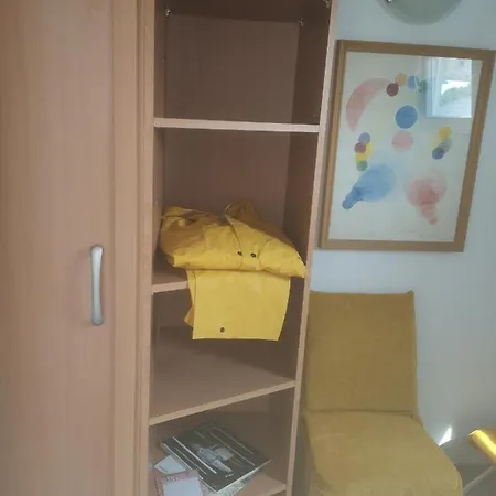 Kuca * Drvenik Mali